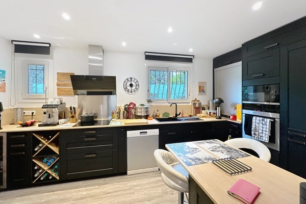 Maison de luxe à vendre à Le Rouret, 779 000 €, Photo 6