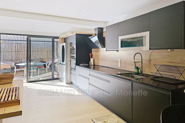 Luxury House for sale in Port Grimaud, 798 000 €, Photo 2