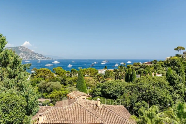 Luxury House for rental in Saint-Jean-Cap-Ferrat, 38 000 €, Photo 1