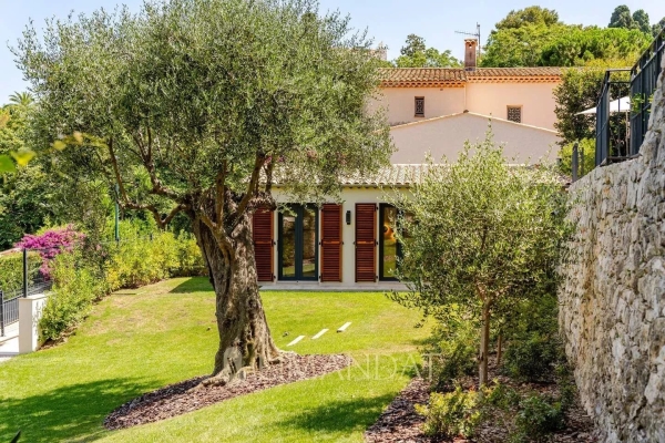 Luxury House for rental in Saint-Jean-Cap-Ferrat, 38 000 €, Photo 2