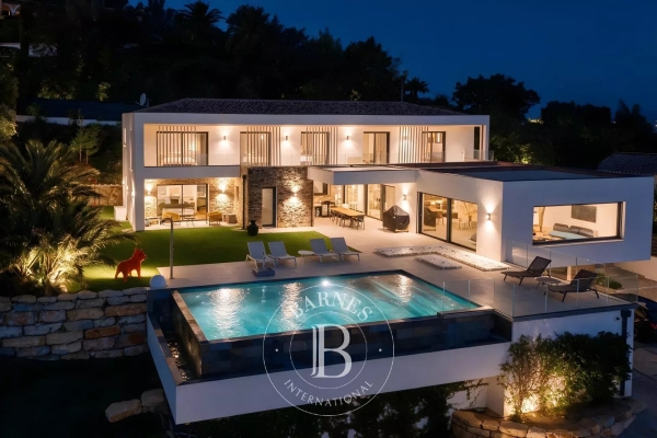 Maison de luxe à vendre à Les Issambres, 5 850 000 €, Photo 1
