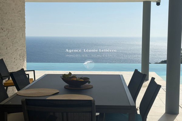 Maison de luxe à vendre à Les Issambres, 1 830 000 €, Photo 3