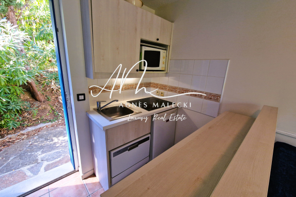 Appartement de luxe à vendre à Le Lavandou, 215 000 €, Photo 6