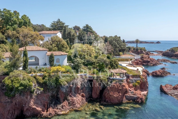 Maison de luxe à vendre à Saint-Raphaël, 10 900 000 €, Photo 1