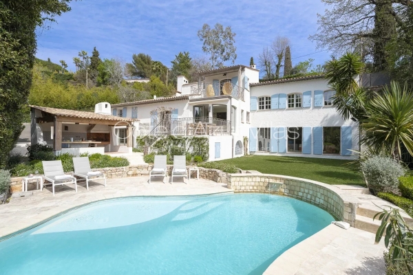 Maison de luxe à vendre à Mougins, 2 600 000 €, Photo 1