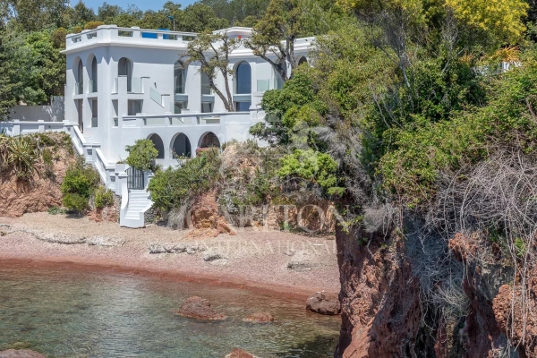 Luxury House for sale in Saint-Raphaël, 10 900 000 €, Photo 2