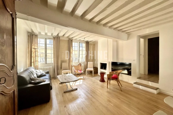 Appartement de luxe à louer à Paris 4Ème, 2 613 €, Photo 1