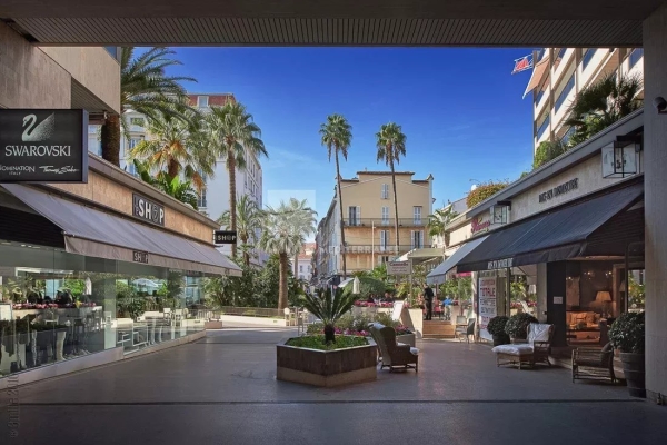 Luxury Apartment for sale in Cannes, 560 000 €, Photo 5