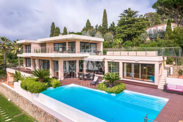 Maison de luxe à louer à Cannes la Bocca, 9 250 €, Photo 1