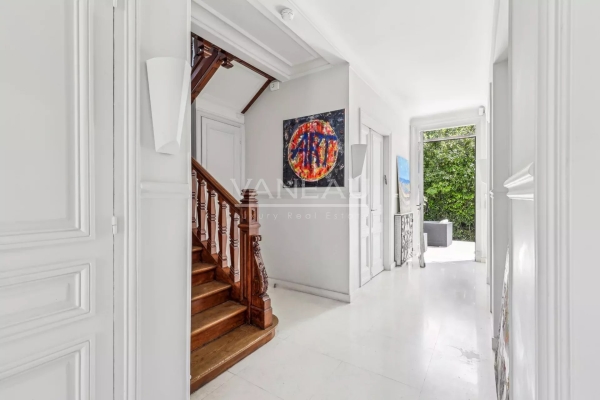 Luxury House for sale in Suresnes, 2 790 000 €, Photo 3
