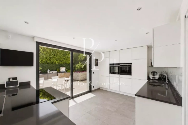Maison de luxe à vendre à Cannes, 2 750 000 €, Photo 6
