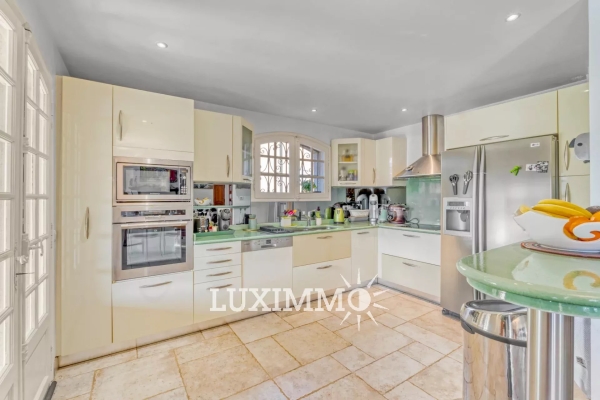 Luxury House for sale in Mandelieu-la-Napoule, 1 799 000 €, Photo 7