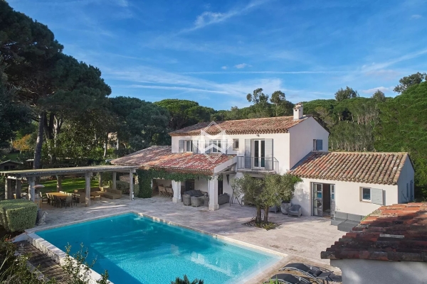 Maison de luxe à louer à Ramatuelle, 23 000 €, Photo 1