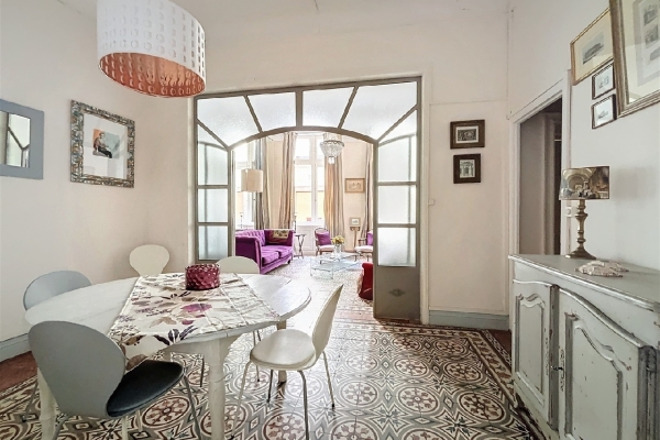 Appartement de luxe à vendre à Nîmes, 336 000 €, Photo 1