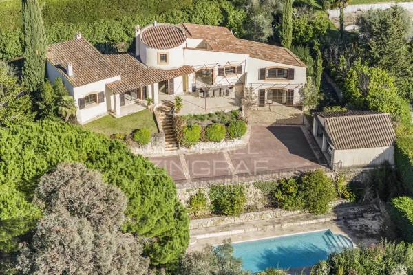 Maison de luxe à vendre à Grasse, 1 750 000 €, Photo 1