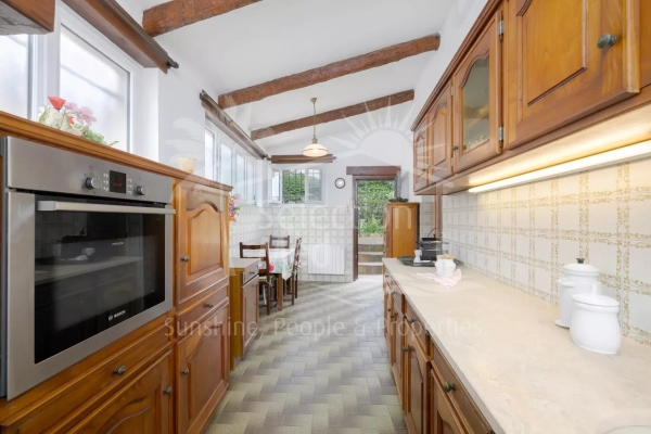 Maison de luxe à vendre à Antibes, 645 000 €, Photo 4
