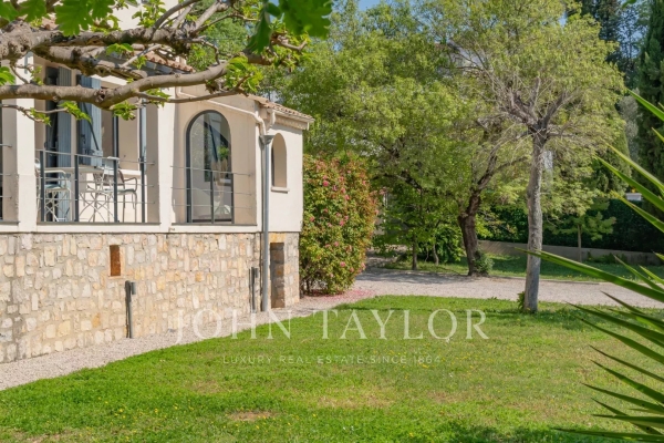 Maison de luxe à vendre à Mougins, 1 950 000 €, Photo 2