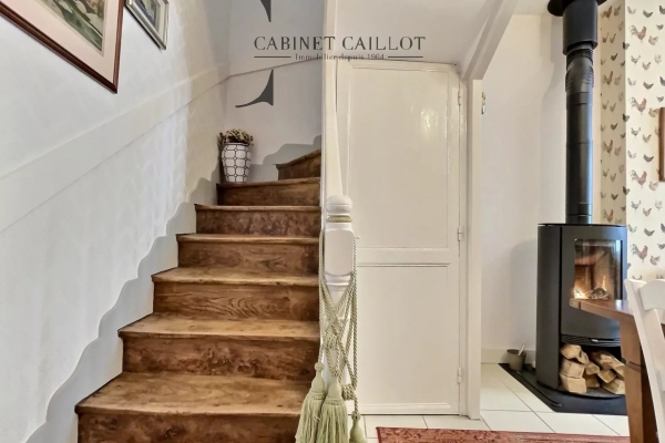 Maison de luxe à vendre à Saintes, 240 000 €, Photo 3