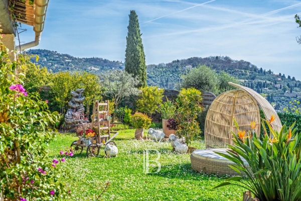 Maison de luxe à vendre à Grasse, 950 000 €, Photo 4