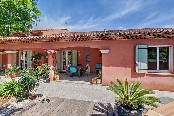 Maison de luxe à vendre à Fréjus, 749 000 €, Photo 6