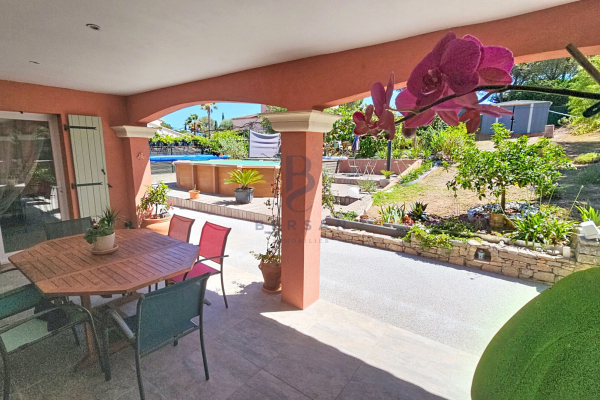 Maison de luxe à vendre à Fréjus, 699 000 €, Photo 6