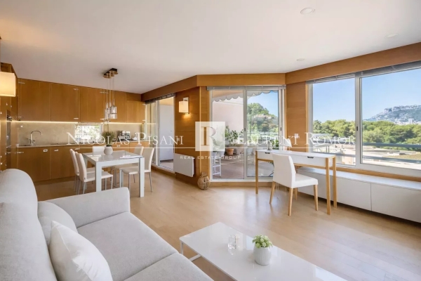 Appartement de luxe à vendre à Roquebrune-Cap-Martin, 699 000 €, Photo 1