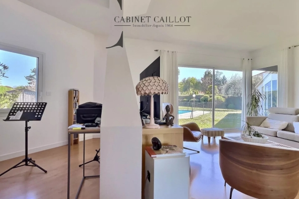 Maison de luxe à vendre à Saintes, 470 000 €, Photo 7