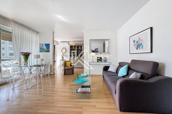 Appartement de luxe à vendre à Saint-Raphaël, 329 000 €, Photo 3