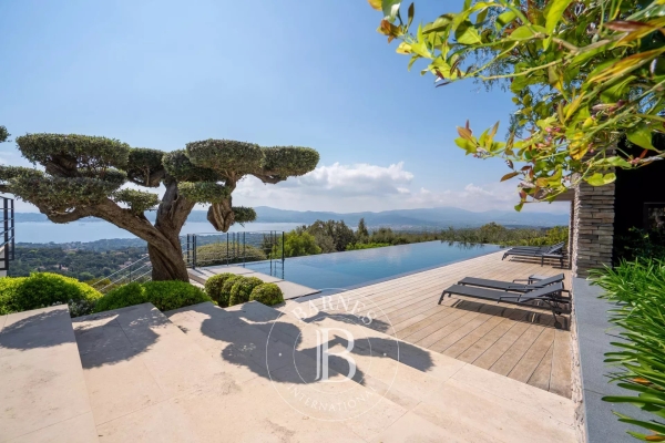 Luxury House for sale in Grimaud, 7 490 000 €, Photo 4