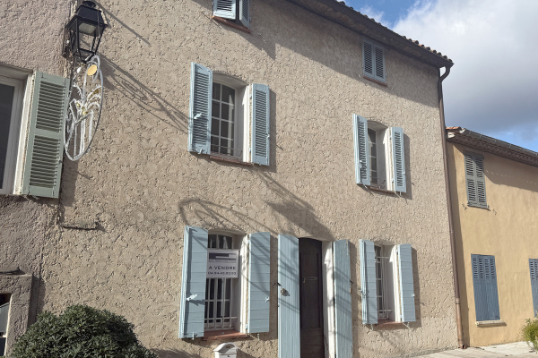 Maison de luxe à vendre à Gassin, 780 000 €, Photo 1