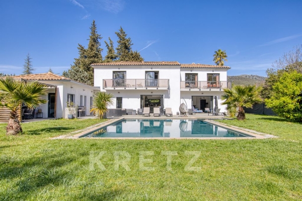 Maison de luxe à vendre à Le Beausset, 1 480 000 €, Photo 1
