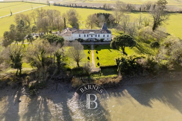 Maison de luxe à vendre à Fronsac, 1 575 000 €, Photo 2