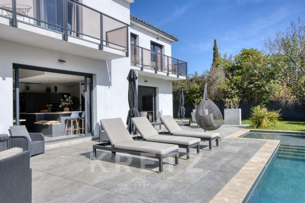 Maison de luxe à vendre à Le Beausset, 1 480 000 €, Photo 3