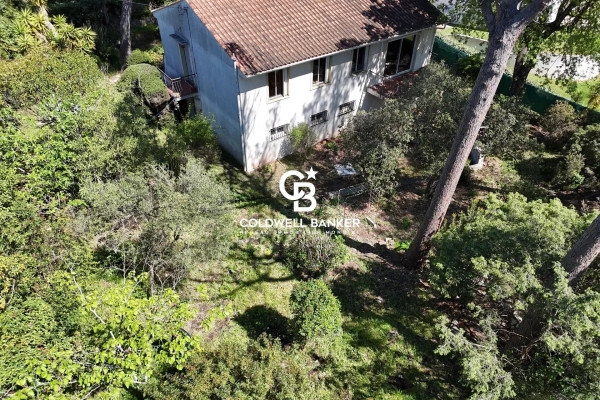 Maison de luxe à vendre à Saint-Raphaël, 580 000 €, Photo 1