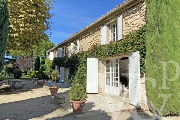 Luxury House for sale in Sénas, 1 590 000 €, Photo 2