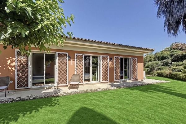 Maison de luxe à vendre à Mandelieu-la-Napoule, 1 390 000 €, Photo 3