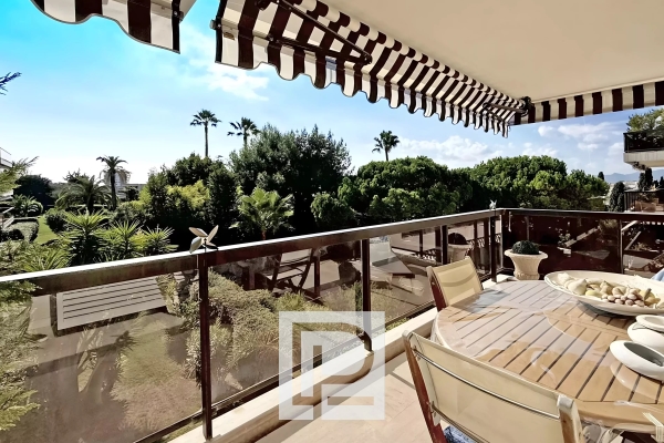 Appartement de luxe à vendre à Cannes, 820 000 €, Photo 2