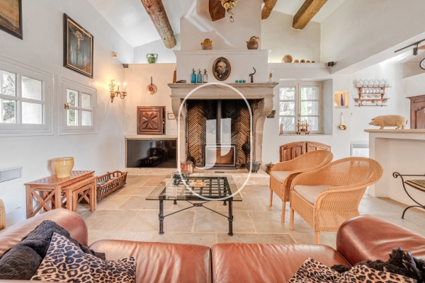 Luxury House for sale in Les Baux-de-Provence, 2 695 000 €, Photo 3