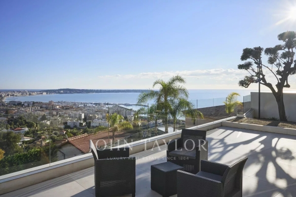 Maison de luxe à vendre à Vallauris, 3 700 000 €, Photo 1