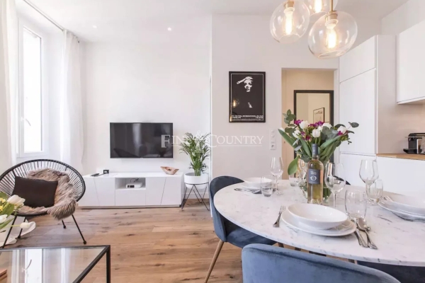 Luxury Apartment for sale in Cannes, 449 000 €, Photo 1