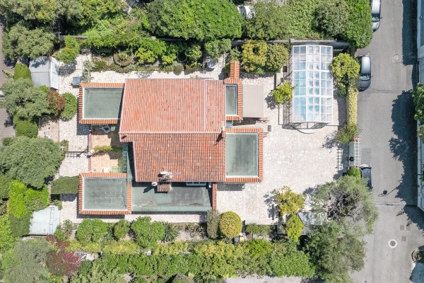 Maison de luxe à vendre à Cap d'Antibes, 2 150 000 €, Photo 2