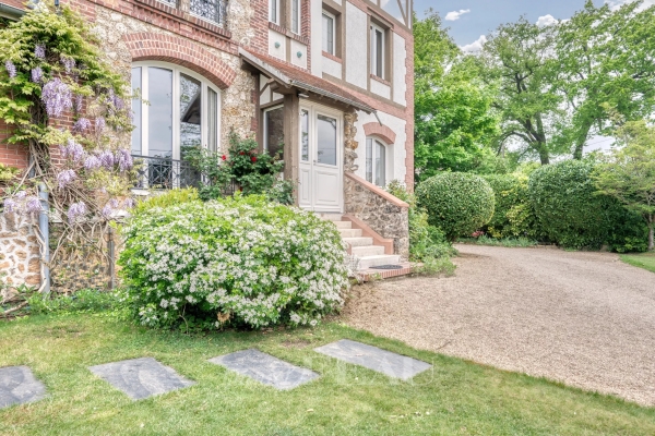 Maison de luxe à vendre à Garches, 2 100 000 €, Photo 2