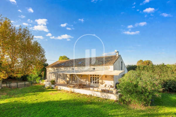 Luxury House for sale in Saint-Rémy-de-Provence, 2 490 000 €, Photo 1