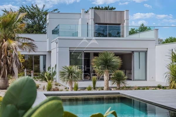 Luxury House for sale in Gujan-Mestras, 1 470 000 €, Photo 1
