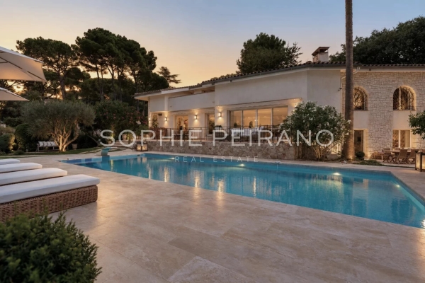Maison de luxe à vendre à Mougins, 3 780 000 €, Photo 1
