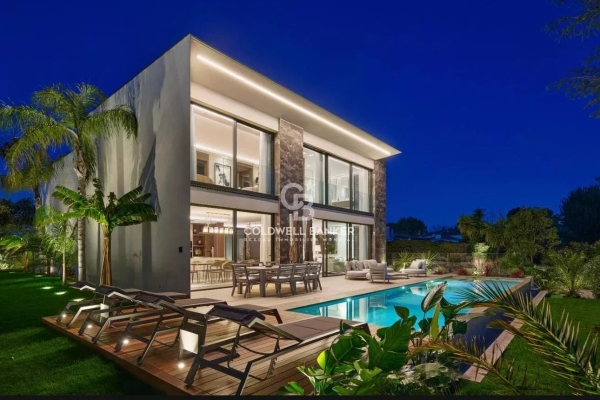 Maison de luxe à vendre à Cannes, 12 900 000 €, Photo 1