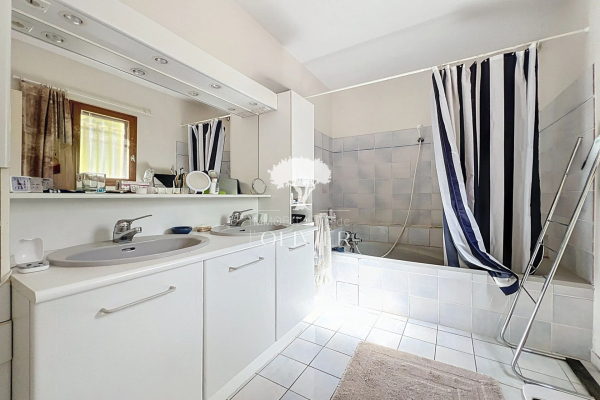 Maison de luxe à vendre à Villars, 586 000 €, Photo 7