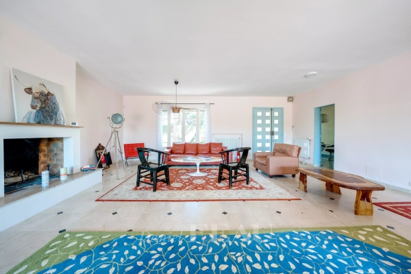 Maison de luxe à vendre à Arles, 1 190 000 €, Photo 4