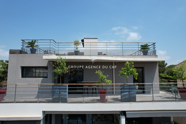 Appartement de luxe à vendre à Saint-Aygulf, 997 500 €, Photo 1