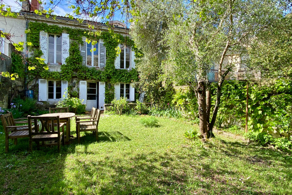 Maison de luxe à vendre à Bordeaux, 997 000 €, Photo 1